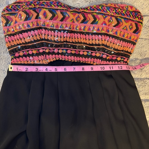 Medium Forever 21 Black Chiffon Mini Dress Sequin Top Keyhole Cutout - Picture 8 of 11